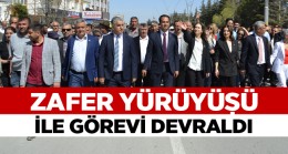 Mazbata Töreninin Ardından Zafer Yürüyüşü İle Belediyeyi Devraldı