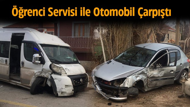 Ereğli’de Servis Minibüsü ile Otomobil Çarpıştı