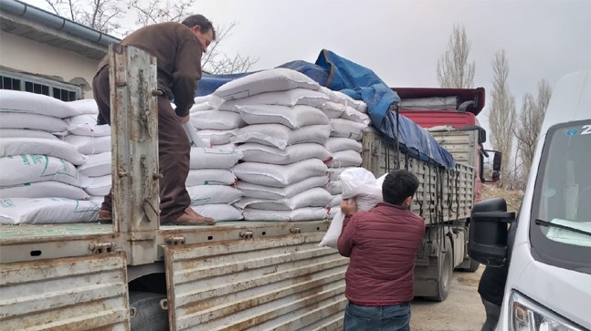 Halkapınar’da Üreticilere 10 Ton Sertifikalı Nohut Tohumu Dağıtıldı