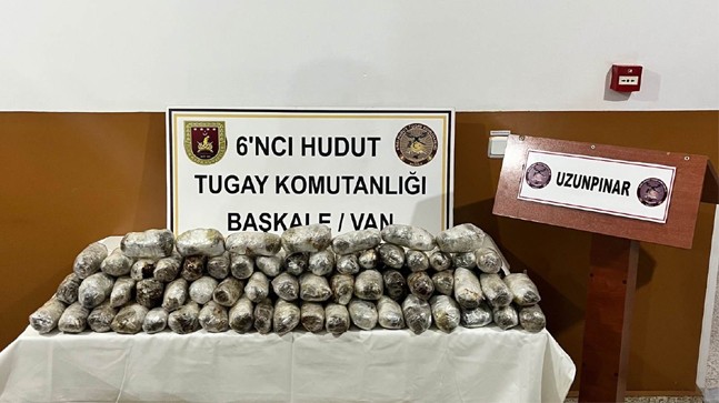 Jandarma Ekipleri 47 Kilogram Uyuşturucu Ele Geçirdi