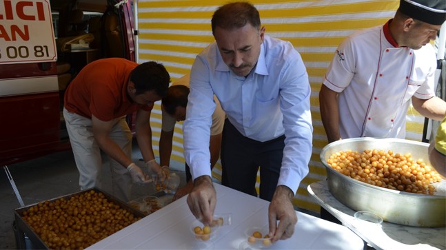 Tuvanalılar Taraftar Grubu, “Amigo Tamer” Anısına Lokma Tatlısı Dağıttı