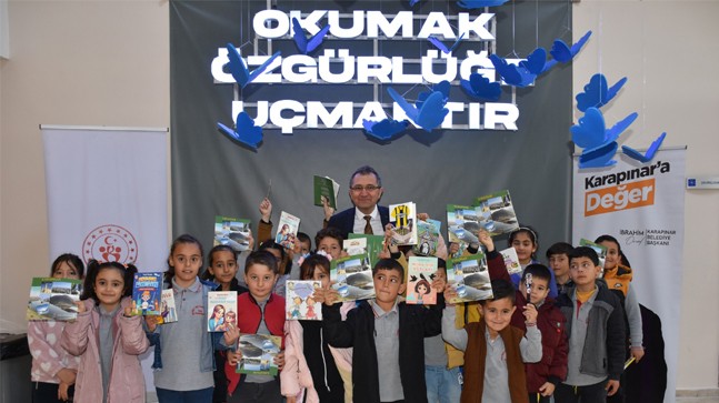 Karapınar Belediyesinden Kitap Fuarı