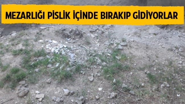 Gülbahçe Mahallesi Sakinlerinden Mezarlık İçerisinde Bırakılan Çöplere Tepki