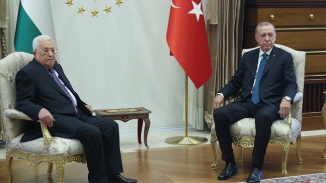 Cumhurbaşkanı Erdoğan, Filistin Devlet Bakanı Mahmut Abbas İle Külliye’da Görüştü