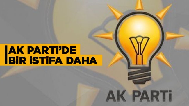 AK Parti İlçe Başkanlarında İstifalar Sürüyor. Bir İlçenin İlçe Başkanı Daha İstifa Etti